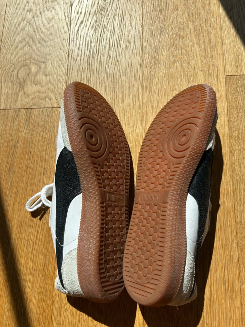 Puma Super Liga Sneakers - Picture 5 of 6